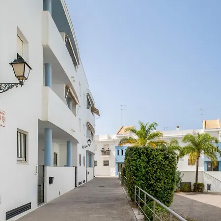 Leonor Apartment *